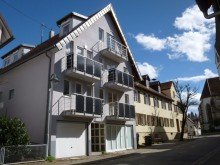 Zentral gelegenes Mehrfamilienhaus mit kleiner Gewerbefl�che